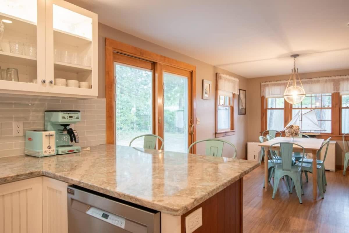 2-Min Walk To The Beach Dog Friendly Eastham Exterior photo